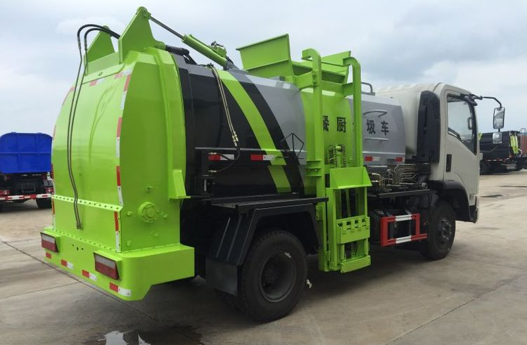 5吨餐厨垃圾车 泔水收集车