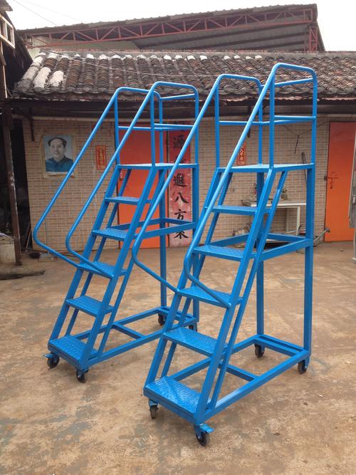 工业护栏型登高梯 车间登高梯定做厂家