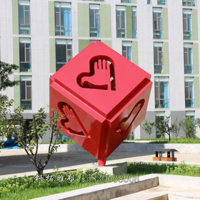 不锈钢镜面魔方景观雕塑