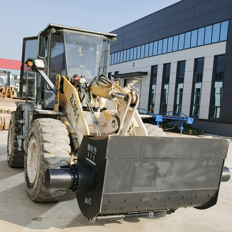 铲车带搅拌机全自动装载机搅拌斗快