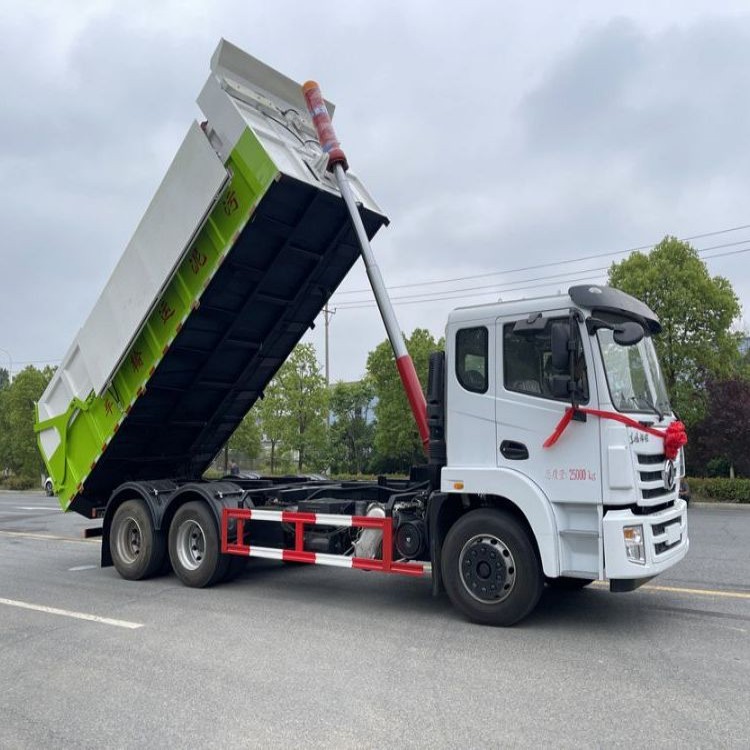 各种养殖厂粪污粪便运输车,淤泥清理转运车 适用于工业污泥运输用-搜