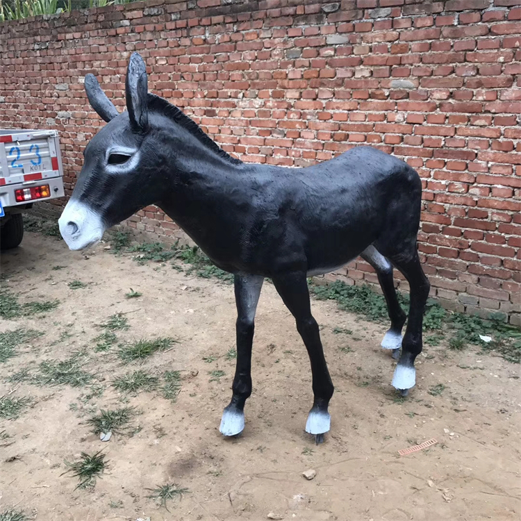 玻璃钢仿真毛驴雕塑,毛驴拉磨雕塑,动物雕塑生产厂家