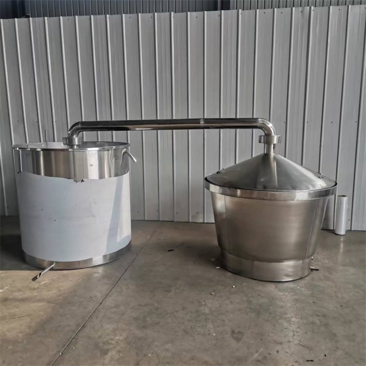 200斤粮食自动翻转蒸酒锅 煤柴锅炉蒸汽酿酒设备 中意隆机械