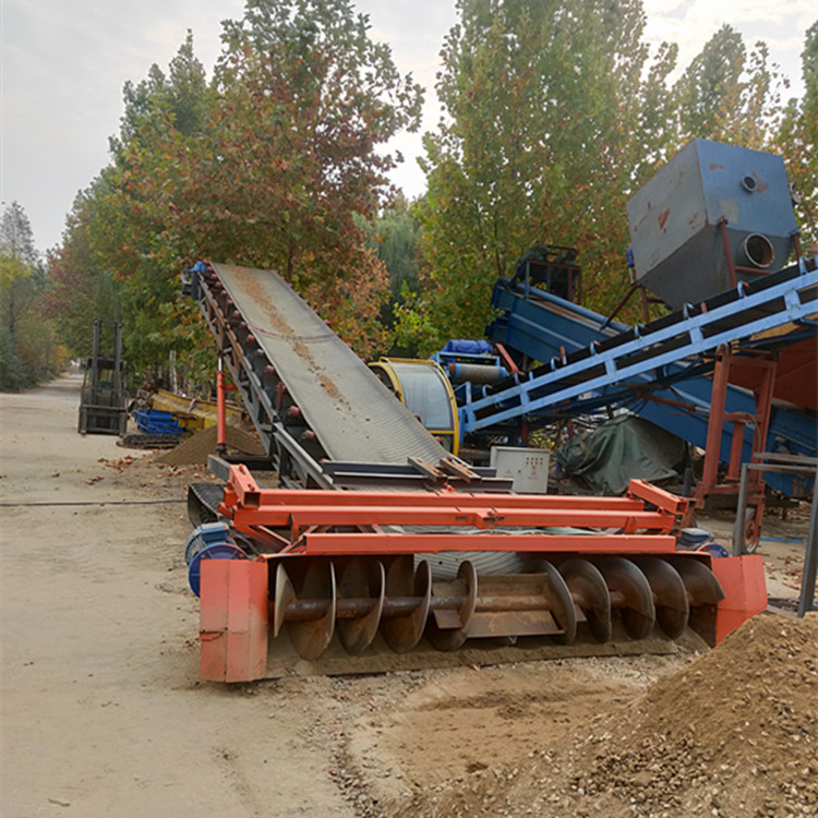 自走上料扒渣机 螺旋头沙石拔料机厂家价格y6