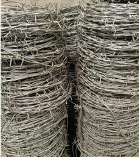 白山刺绳供应 Y型立柱刀片刺绳 机场防攀爬隔离用 滚笼护栏网