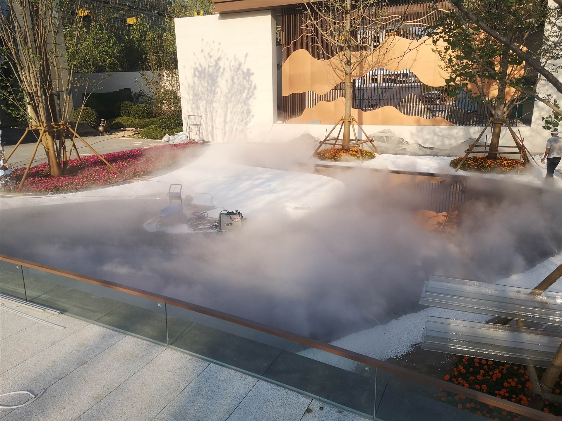 雾森系统所产生的水雾微粒直径70%以上均小于4微米