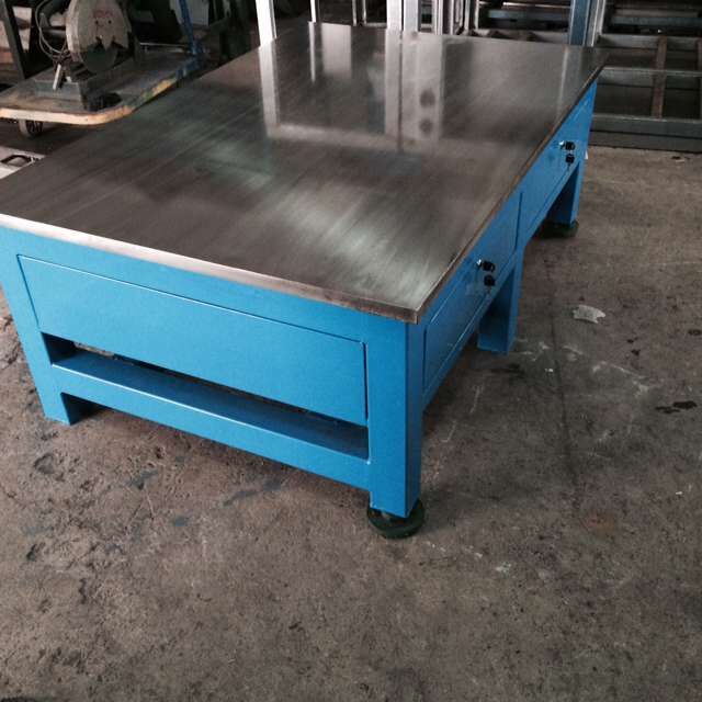 45#钢板台面模具桌图片，承重3吨模具桌厂家