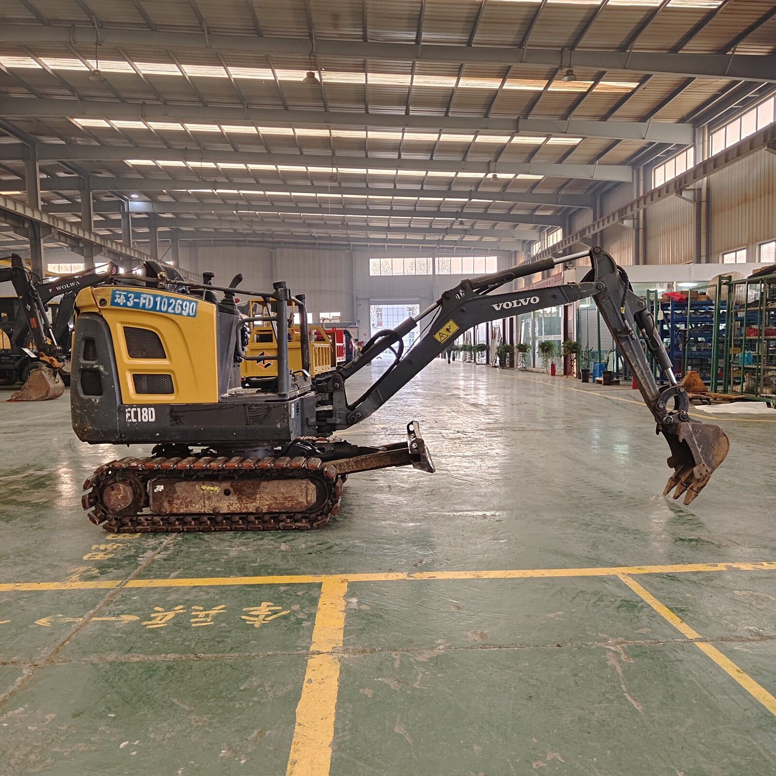 沃尔沃 18小型履带挖掘机 小微挖 江苏邳州官湖农田果园 挖土机-搜了