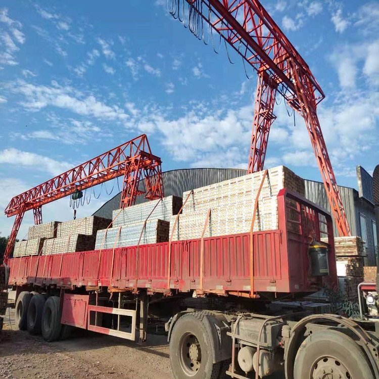 新型建筑材料钢木龙骨 抗扭曲 不易形变和腐烂