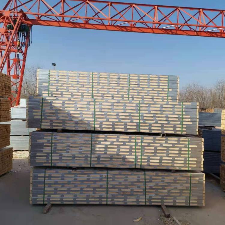 钢木龙骨专业生产厂家 便面平整 力理面积均匀