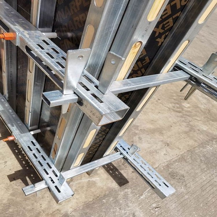 钢木龙骨源头生产厂家 平整度高 有效的降低了施工成本