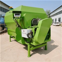 山东喂牛拌料日粮机  养牛全日粮饲料搅拌机