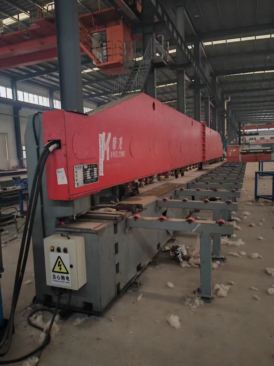 出售12米双头铣边机,全新未用