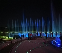 郸城公园音乐喷泉湿润周围空气