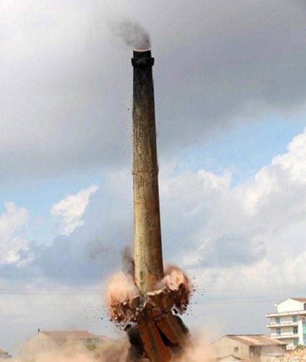 吉安拆除烟囱