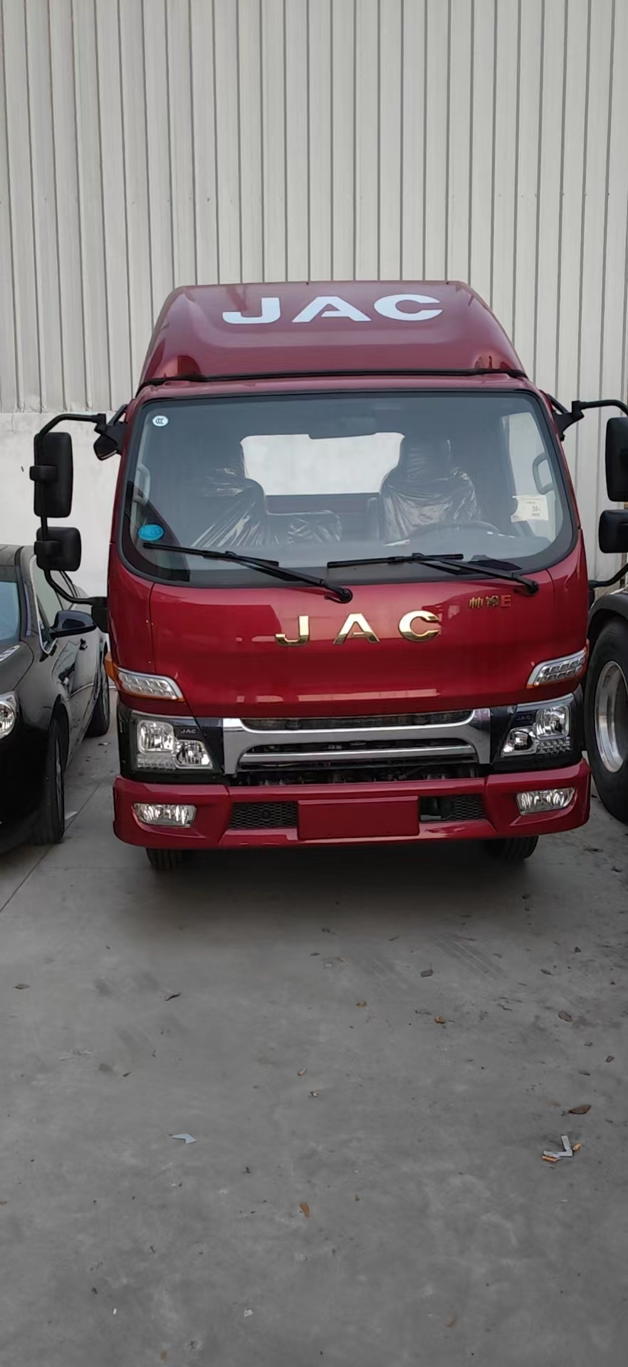 jac4.2米厢式货车图片