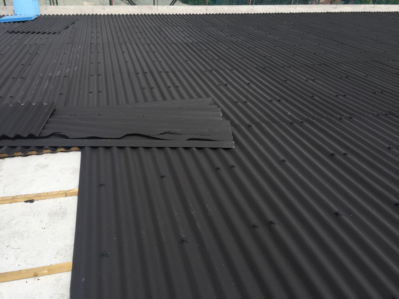 云南昆明彩色波形沥青瓦,德宏波形沥青防水板