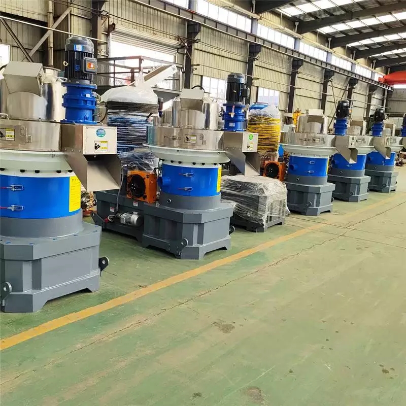 生物质稻壳颗粒机生产制造 560环模锯末颗粒机90kw/132kw