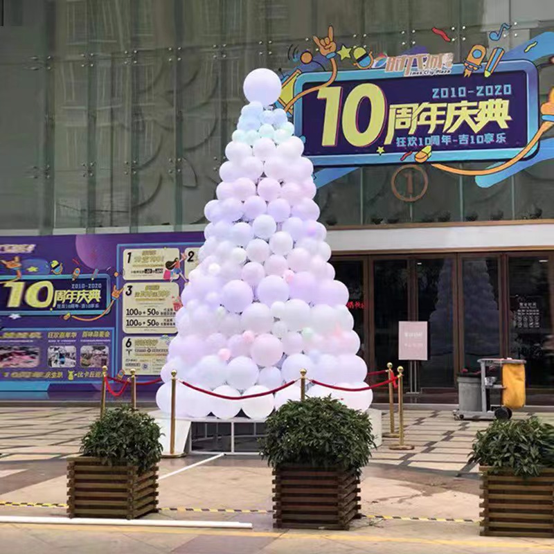 高5米 宽3米 LED圆球圣诞树造型灯触摸感应 发光感染变色球