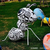 不锈钢彩绘蚂蚁动物雕塑 