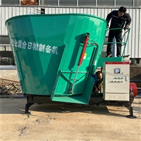 双轴皮带混合机 养牛搅草制备机 工作视频