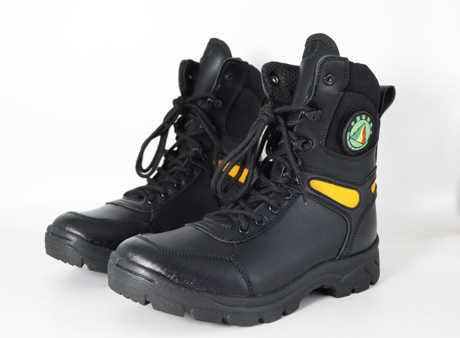 镇江润林森林消防防护鞋防穿刺鞋阻燃扑火服森林防火鞋指挥服