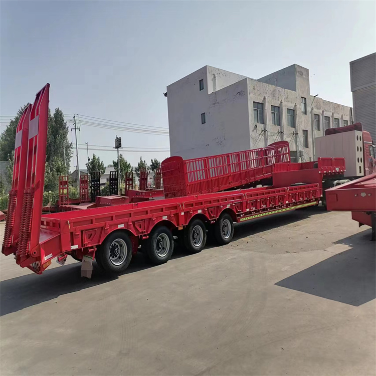 15米大斜坡低平板半挂车液压爬梯摊铺机运输车