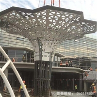  不锈钢发光镂空树凉亭雕塑