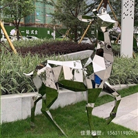 几何不锈钢动物鹿雕塑 