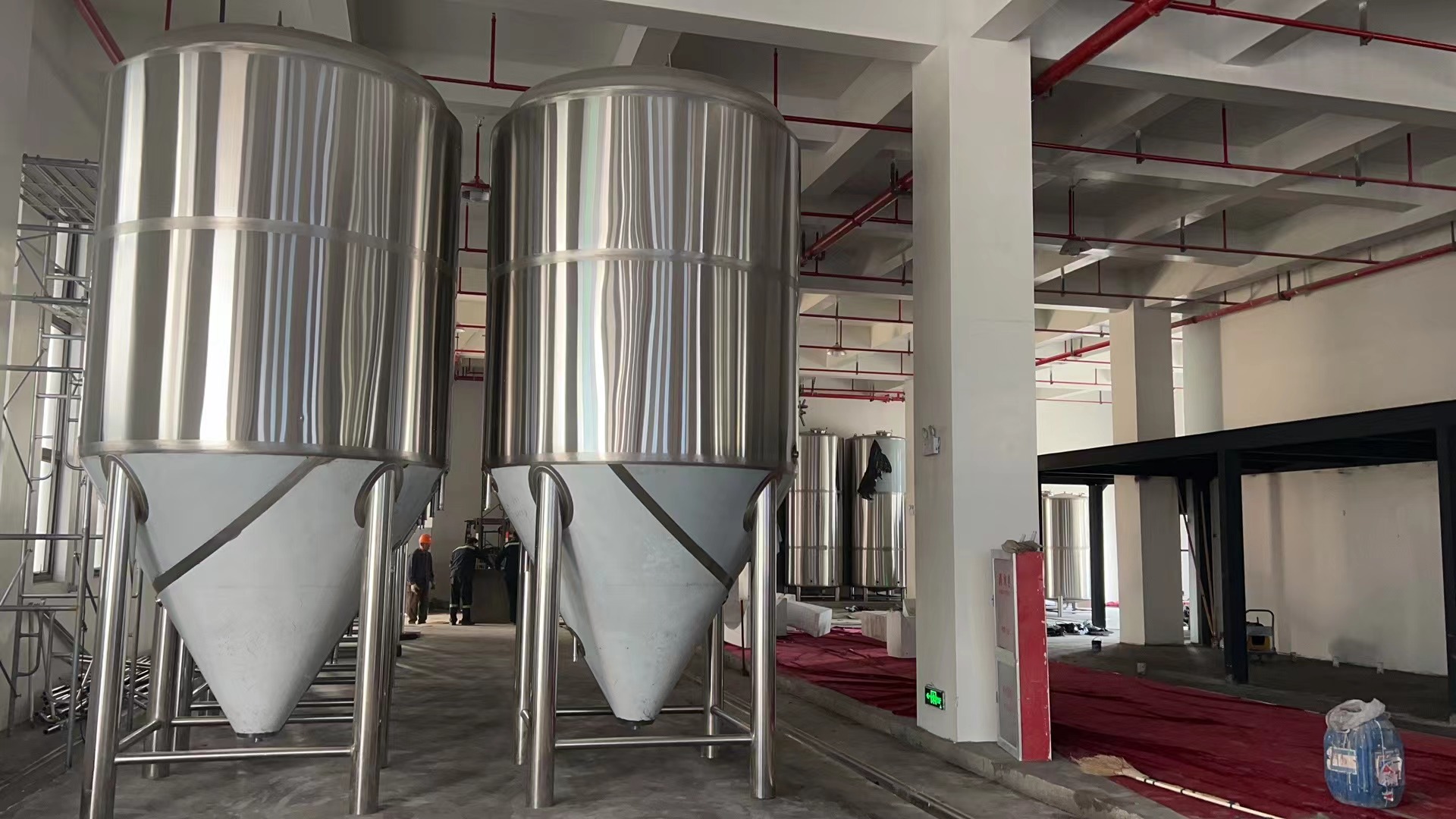 高原精酿啤酒设备3000升啤酒设备自动化啤酒设备