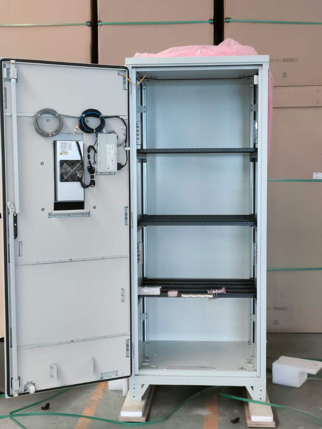 华为MTS9510A-XT2002室外电池仓机柜TEC半导体空调电池柜