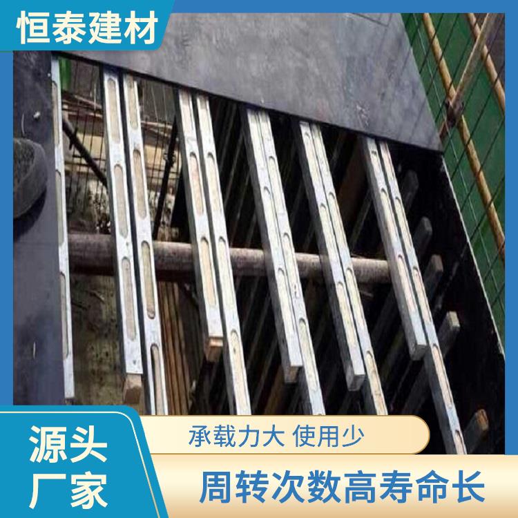 新型建筑材料钢木龙骨 强度和刚度强 产品具有通用性