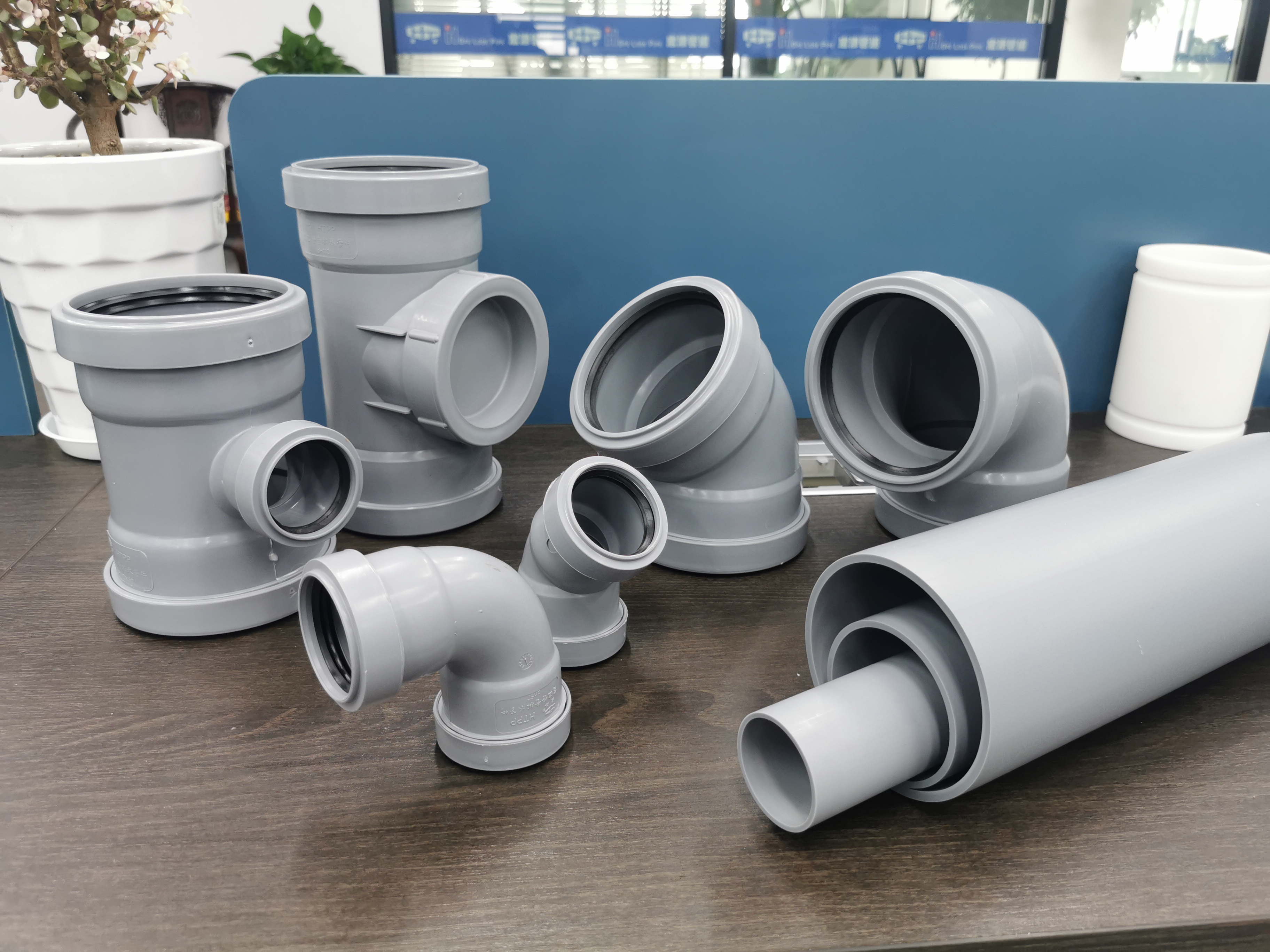 深海宏添pppp超静音排水管 双立管系统静音管管材管件下水管柔性承插