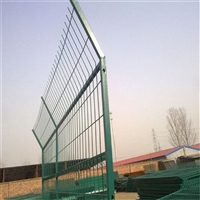 和田地区护栏网厂家公路护栏网批发  新疆围栏网厂家