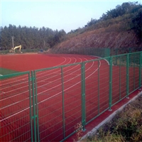 伊犁州护栏网厂家公路护栏网批发  新疆围栏网厂家