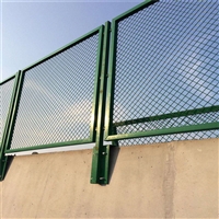 伊吾县护栏网厂家机场护栏网厂家  新疆围栏网厂家