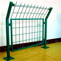 乌恰县护栏网厂家护栏网安装  新疆围栏网厂家