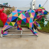  抽象发光熊雕塑  不锈钢切面动物