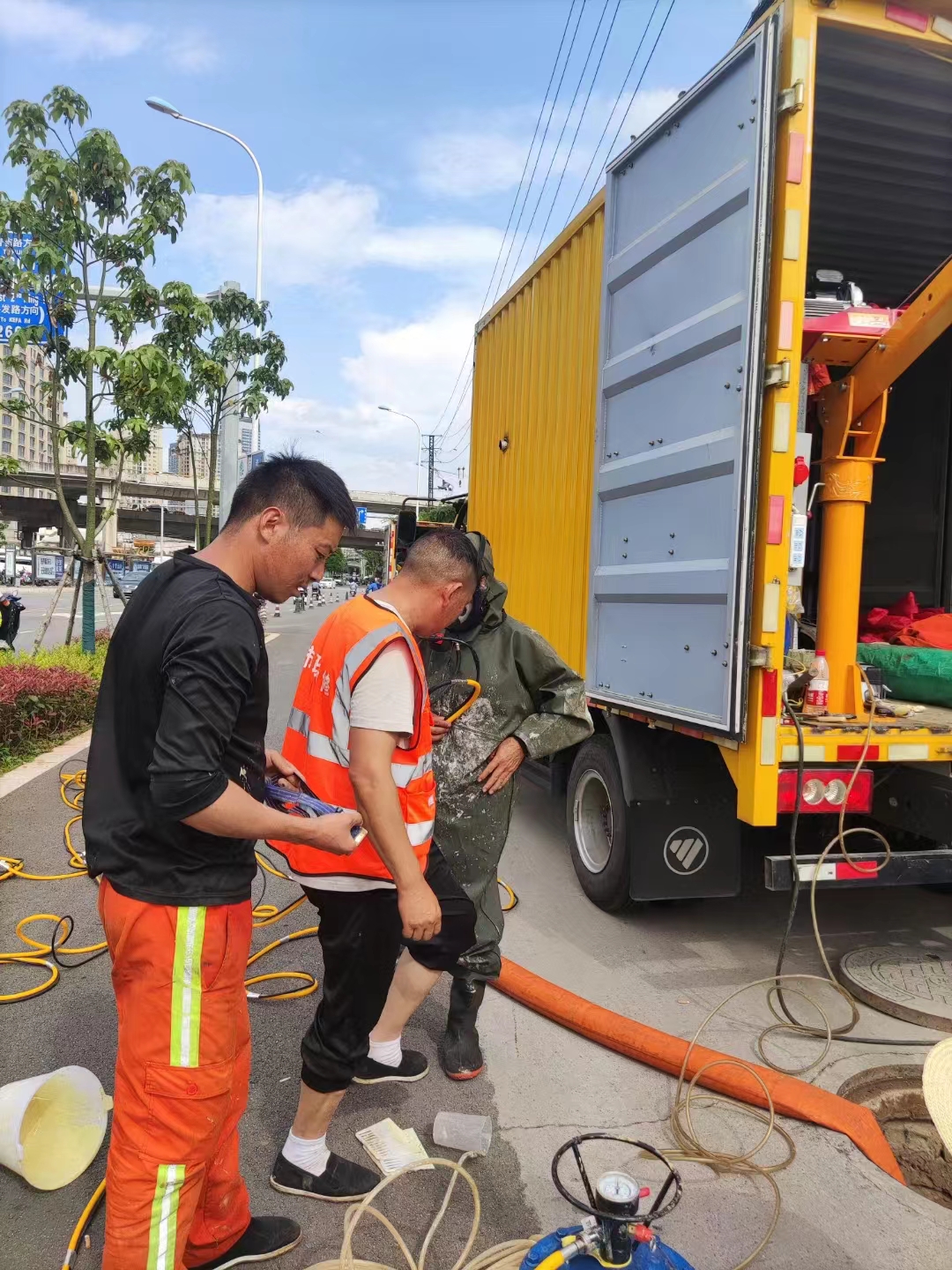 北京下水道检测 污水管道CCTV机器人检测 及管道修复气囊封堵