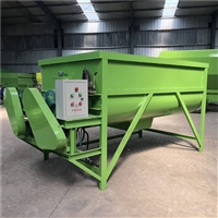 山东立式饲料制备机  养牛全日粮饲料搅拌机