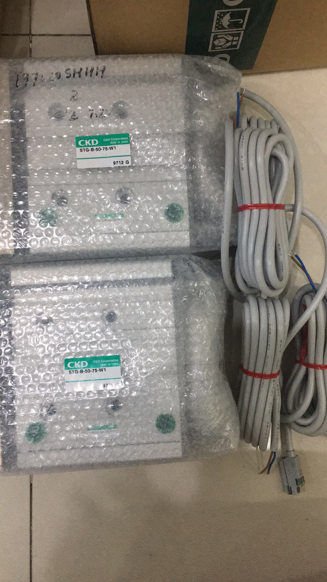 CKD回转夹紧气缸SSD2-M-20-5-N的安装方式