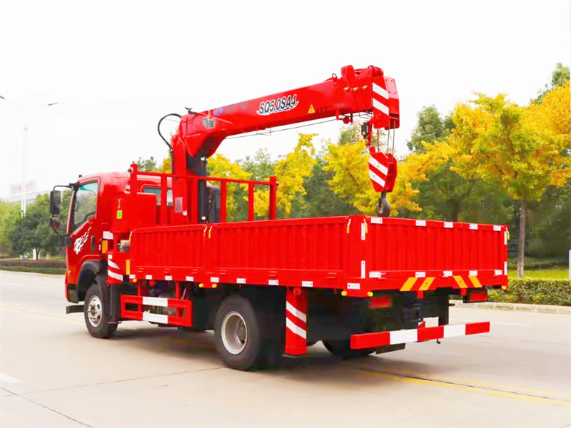 重汽潍柴160马力    程力5吨随车吊     海西随车吊销售点   工程黄