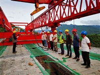 架桥机上要安装无线通讯工具 的重要性