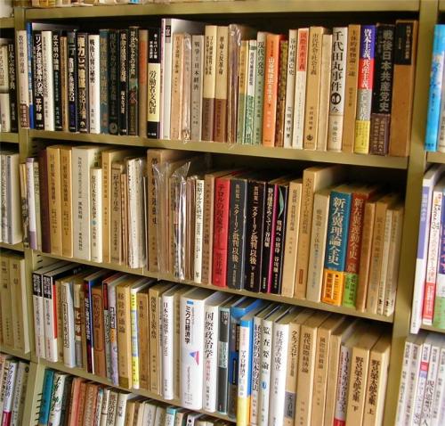 上海旧书收购类别：古旧书籍、线装古籍、二手旧书籍回收