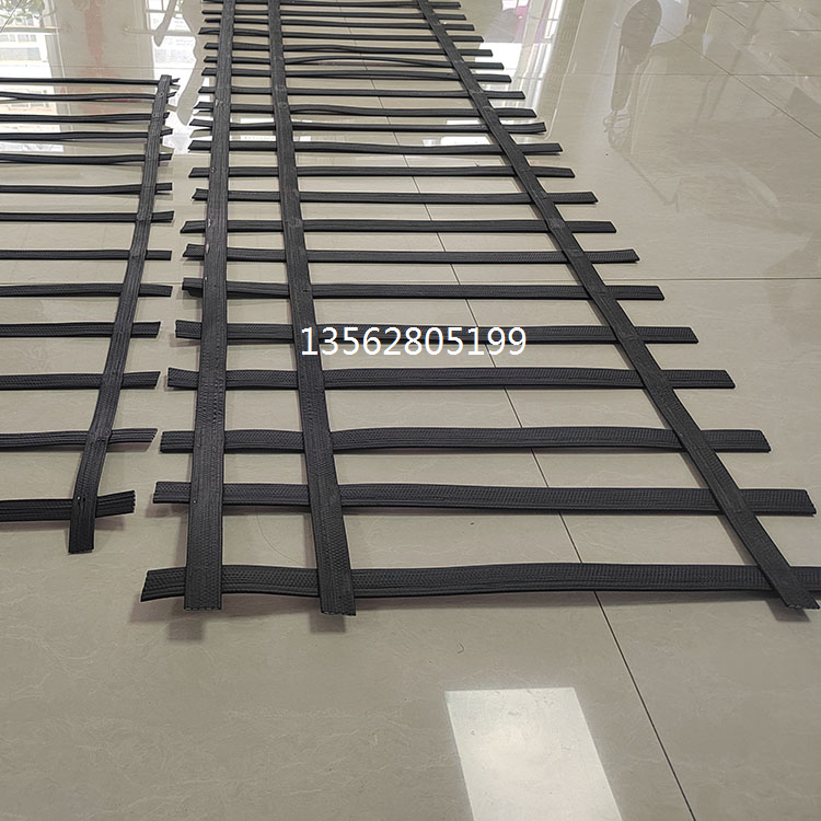 聚酯纱线纤塑格栅