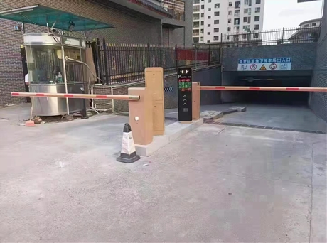 怀化车辆识别系统安装老旧 小区门禁升级快速道闸