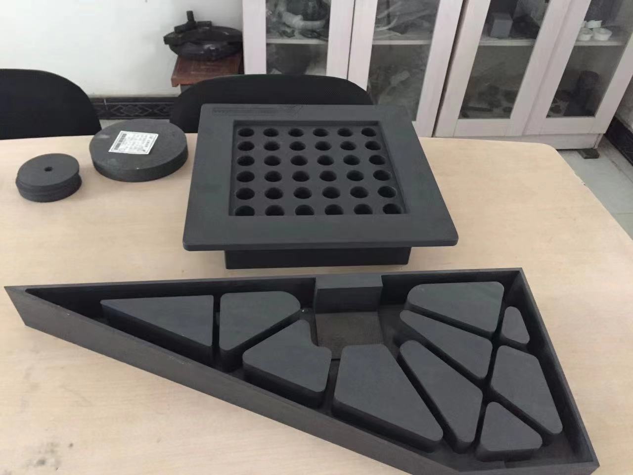 超高纯石墨东洋石墨ISO-68电火花用石墨