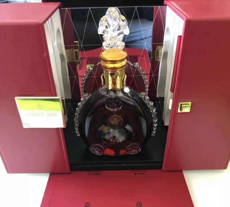 回收各种白酒 名酒 红酒 高端酒类 支持免费鉴定电话估价上门服务