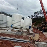 湖南防腐储罐厂家25吨耐酸碱PE水箱25立方84消毒液储存桶