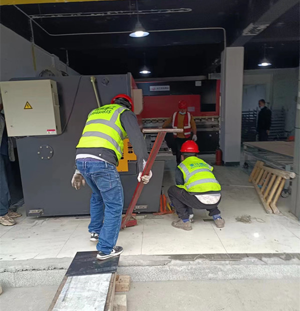 绍兴设备搬运公司 吊车 叉车出租电话 吊装平台安全 放心